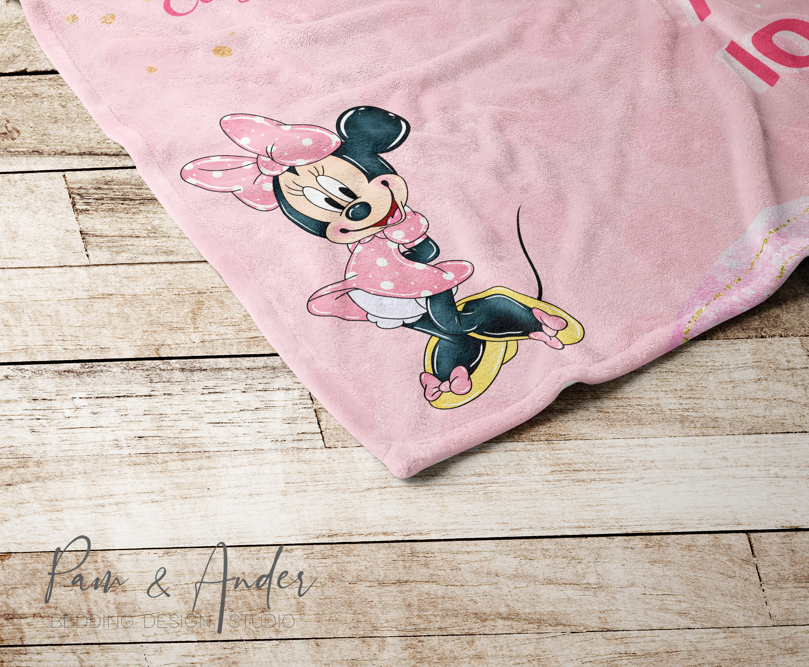 Minnie Mouse Velveteen Milestone Blanket