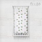 Baby Yoda Girl Fitted sheet