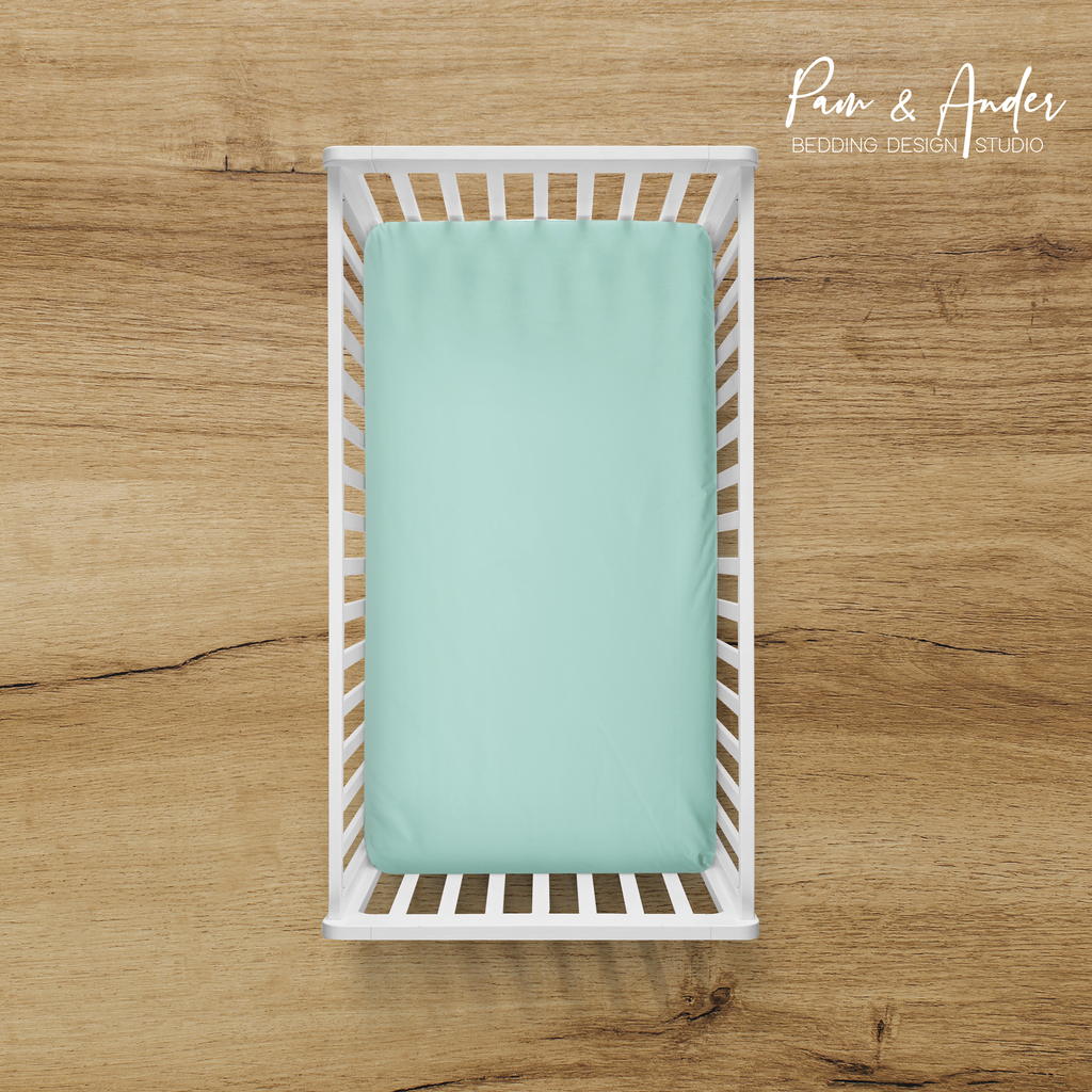 Winnie Pooh Hearts Fitted sheet